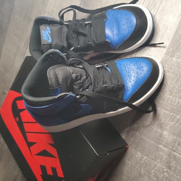 Air Jordan retro high OG BG ROYALS